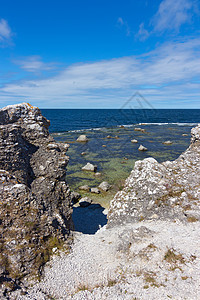 瑞典高特兰海岸线上的裂缝图片