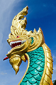 Nagas国王神像雕像蓝色力量寺庙金子动物文化艺术建筑学旅游崇拜图片