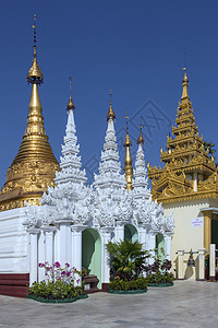 仰光大金塔建筑群  仰光  缅甸旅行观光寺庙佛教徒宗教地标旅游佛塔天际金子图片
