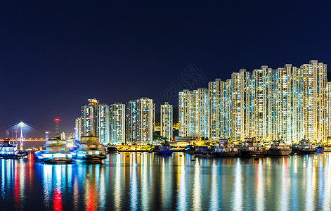 晚上在香港市住宅建筑天际摩天大楼建筑学房子海洋公寓天空图片