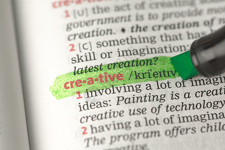 绿色文中突出的创造性定义图片