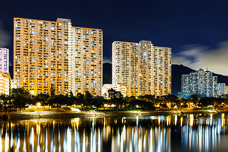晚上在香港的明亮建筑公寓景观城市住房市中心房屋民众居所住宅图片