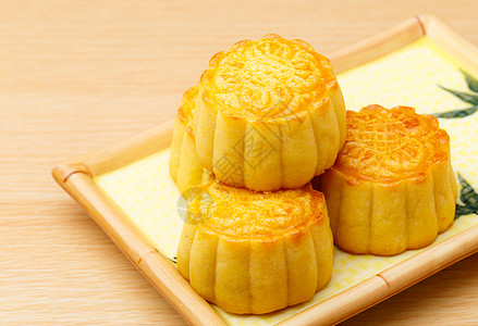 中国月饼蛋糕传统盘子月亮面包图片