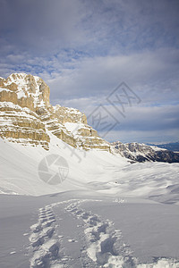 冬天的多洛美人旅行季节管道滑雪板旅游图片