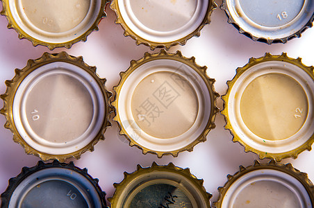 啤酒瓶盖酒吧皇冠气体渲染瓶子液体宏观帽子开场白酒精图片