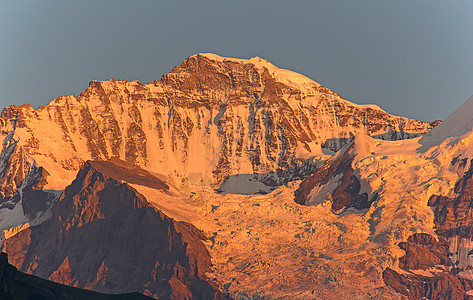 丛林地区蓝色太阳日落岩石全景天际风景悬崖运动地形图片