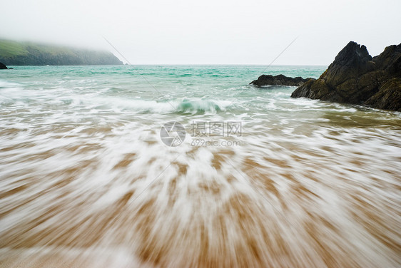 大西洋海浪波浪海岸线天空风景荒野海洋岩石海景地平线图片