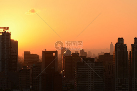 日落城市风景太阳天空建筑学天际景观住宅旅行摩天大楼戏剧性首都图片