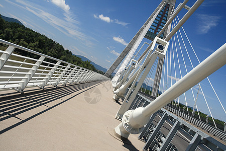 桥梁详情匈牙利运输汽车建筑学天空旅行三角形商业钢丝绳穿越艺术图片