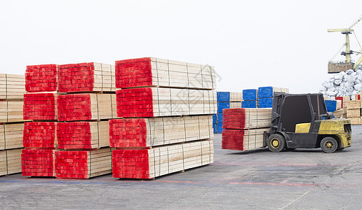 木材业森林木头材料工业记录木材港口贮存加载货物图片