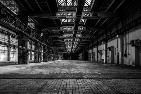 旧工厂的工业内地黑色地面仓库大厅黑与白建筑学白色建筑金属图片