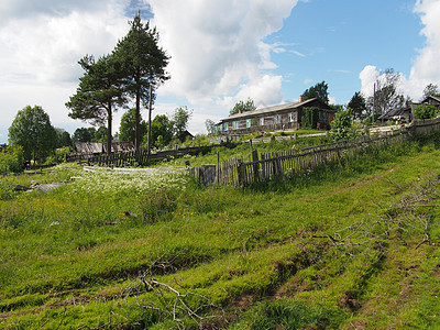 夏季村村全景太阳小岛爬坡道旅游码头港口悬崖旅行沿海图片