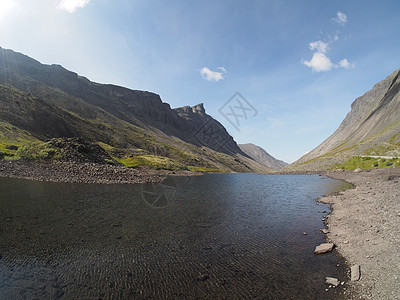 山中湖边科拉岩石旅行阴影石头灌木阴霾旅游地块风景图片