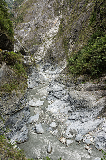 Taroko国家公园石头溪流瀑布洞穴峡谷风景地理地标国家旅行图片