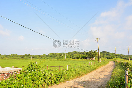 国家公路日出天空旅行风景衬套场景美丽乡村草地绿色图片