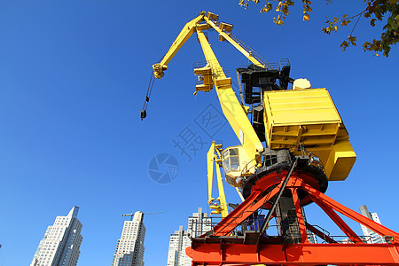 马德尔港的起重机工作蓝色首都运输工程师金属拉丁港口工程工业图片