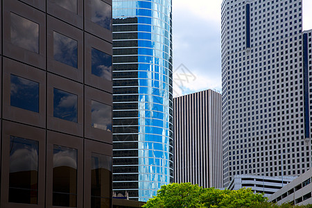 休斯顿德克萨斯天线 配有现代天空景象地标建筑学高楼办公室职场镜子旅行天际商业蓝色图片