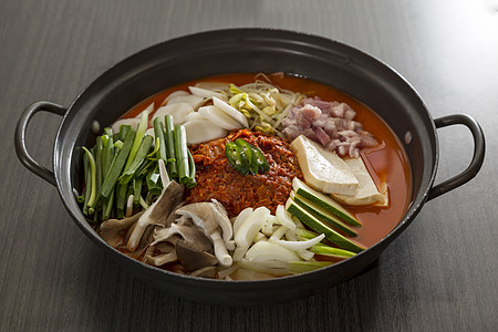 韩语食品午餐辣椒牛肉海鲜豆芽饮食食物夹子盘子猪肉图片