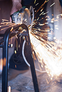 研磨时闪亮的火花技术员工厂安全金属工艺机器工具活动工匠工人图片
