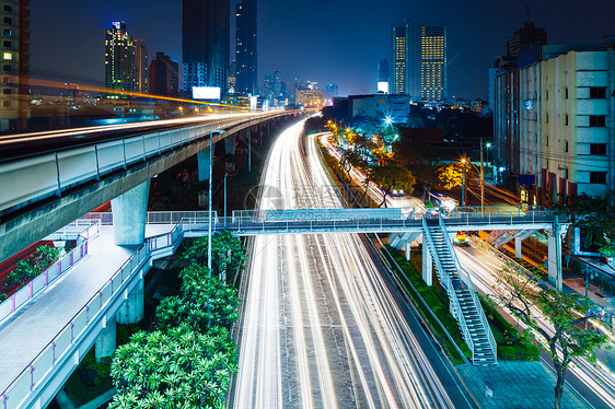 曼谷市 有交通小道图片