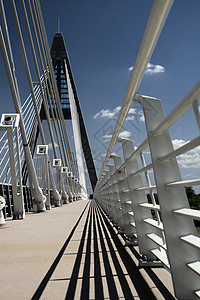 桥梁详情匈牙利几何学汽车工程戏剧性穿越艺术天空旅行商业三角形图片