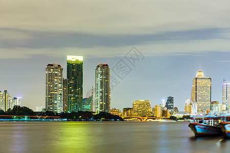 夜间曼谷城市天际图片