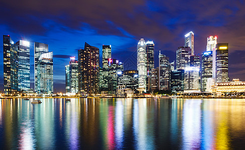 晚上新加坡城市天际办公室办公楼景观企业码头摩天大楼公司大楼地标商业图片