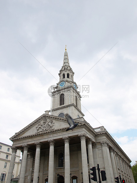 伦敦圣马丁教堂纪念碑教会主场建筑学中心城市地标雕像宗教信仰图片