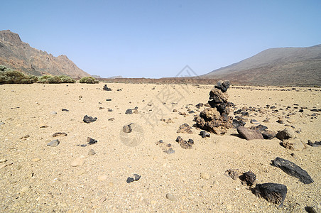 沙岩和岩石沙漠山脉侵蚀天空干旱土地旅行荒野峡谷爬坡石头图片