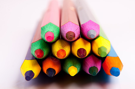彩色铅笔调色板彩虹蜡笔橙子大学教育素描紫色蓝色绘画图片