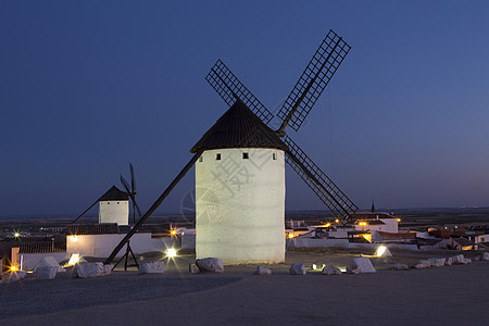 拉曼查风车西班牙旅行旋转地标光灯旅游图片