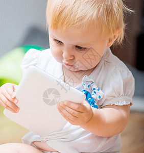 可爱宝宝肖像笔记本教育软垫婴儿快乐孩子学习电脑照片屏幕图片
