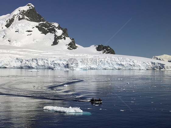 天堂湾南极洲顶峰冷冻海洋冰山风景旅游半岛旅行图片