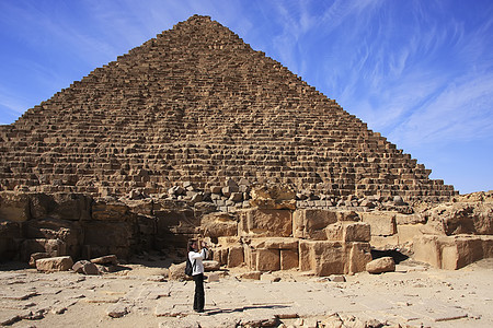 Menkaure金字塔 开罗石头法老纪念碑骆驼大篷车人面异位素狮身风景考古学图片