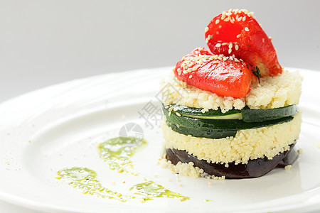 白菜中美味沙拉黄瓜饮食厨房白色食物绿色美食胡椒房子盘子图片