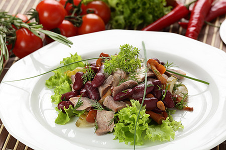 白菜中美味沙拉蔬菜维生素木头桌子豆子黄瓜绿色饮食房子午餐图片