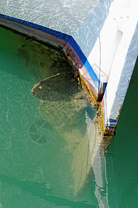旧船螺旋桨航海技术码头海洋引擎血管机器力量发动机港口图片
