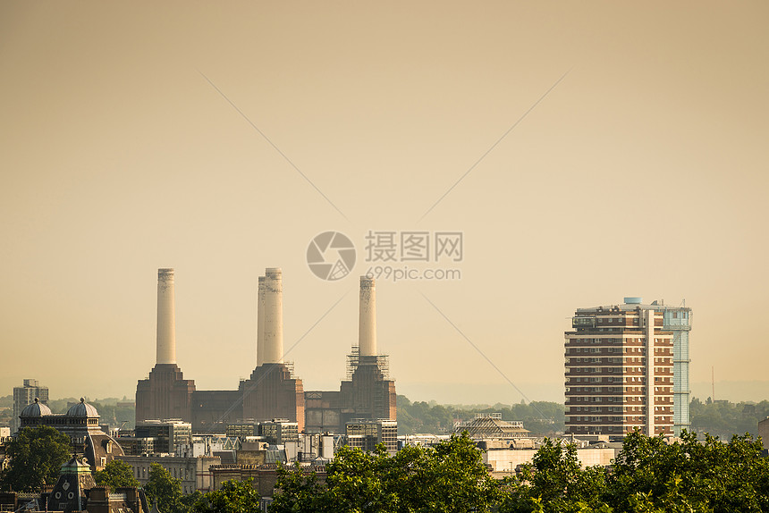 伦敦巴特海发电站车站天际英语景观工厂旅游城市旅行天空棕褐色图片