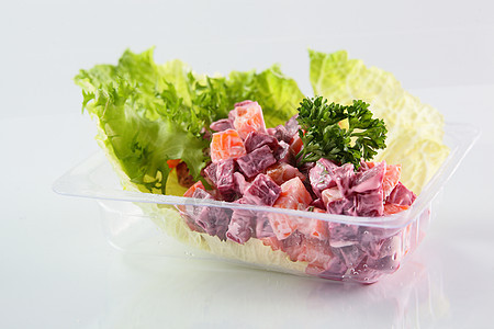 白色背景的清夏沙拉沙拉叶子蔬菜厨房饮食食物健康绿色维生素小吃图片