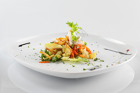 白色背景的清夏沙拉绿色健康维生素胸部蔬菜胡椒小吃食物午餐厨房图片