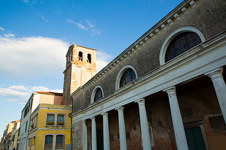 威尼斯的历史建筑窗户城市历史性房子房地产地标建筑学观光纪念碑风格图片