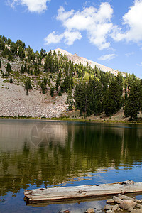 Lassen NP 翡翠湖图片