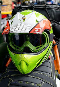摩托车头盔骑士安全跑车运输工具自由运动齿轮帽子危险图片