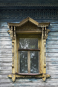 旧木窗 有雕刻白板图片