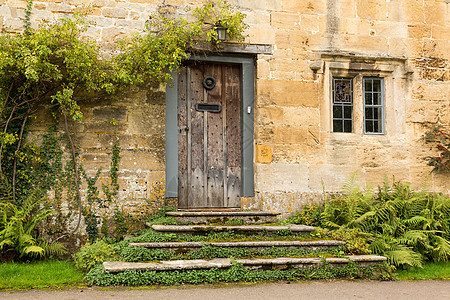 英格兰Cotswold区老房子玻璃戏剧性橡木建筑房屋村庄历史苦力历史性旅游图片