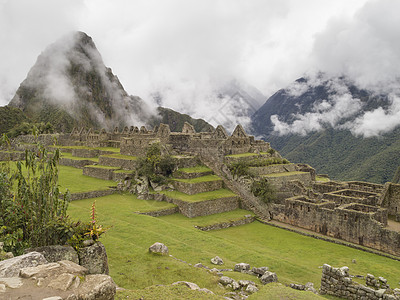 秘鲁的建筑物历史性废墟石头踪迹遗产阳台建筑薄雾马丘图片