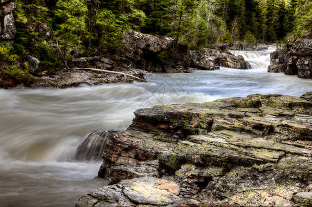 瀑水冰川国家公园目的地运动旅游风景溪流公园图片