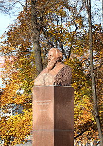 莫斯科齐奥尔科夫斯基纪念碑图片