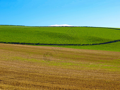 Cardross 山丘全景天际水平草地天空丘陵农村绿色爬坡图片