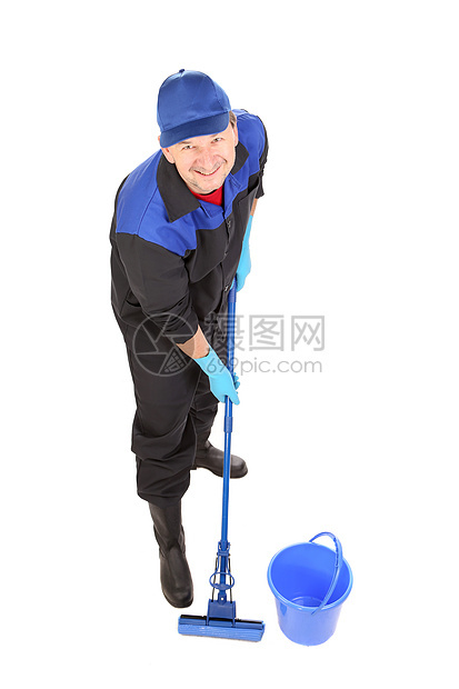 男人拿着扫帚和桶工具工作服工作除尘器手套家政女佣刷子房子卫生图片